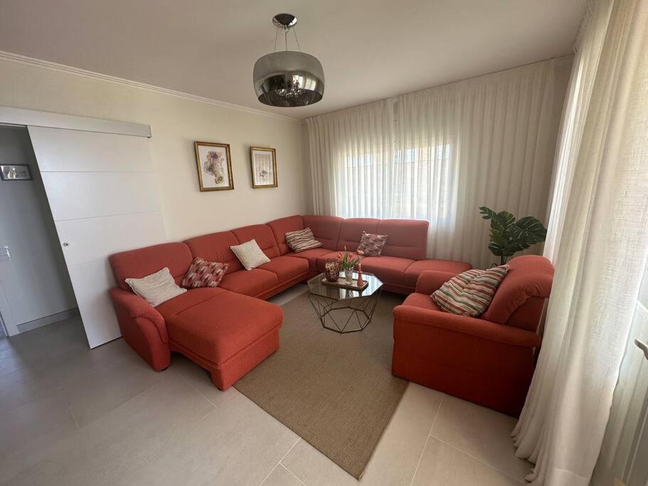 Apartamento Cunit, Front Line With Sea View Exterior foto